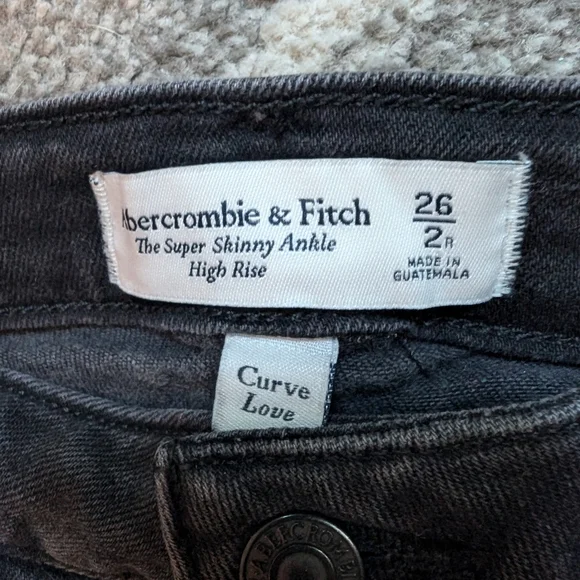 3 For $12 Abercrombie & Fitch Black Denim - Picture 3 of 3